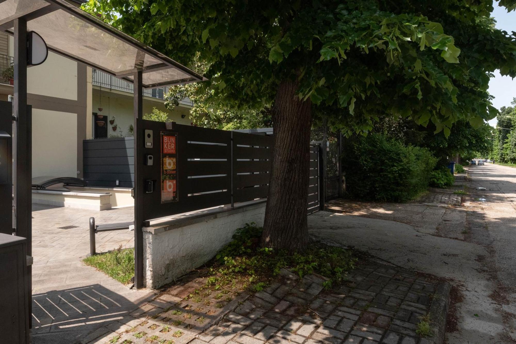 Hotel B.Bunker San Nicola La Strada Zewnętrze zdjęcie